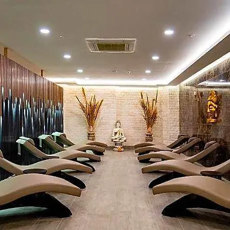 فندق Maril