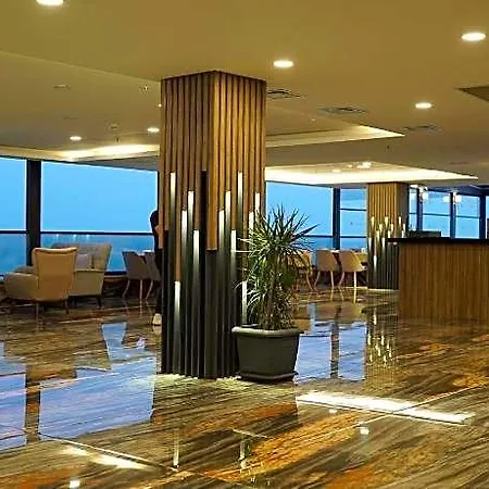 Hotel Maril 5*